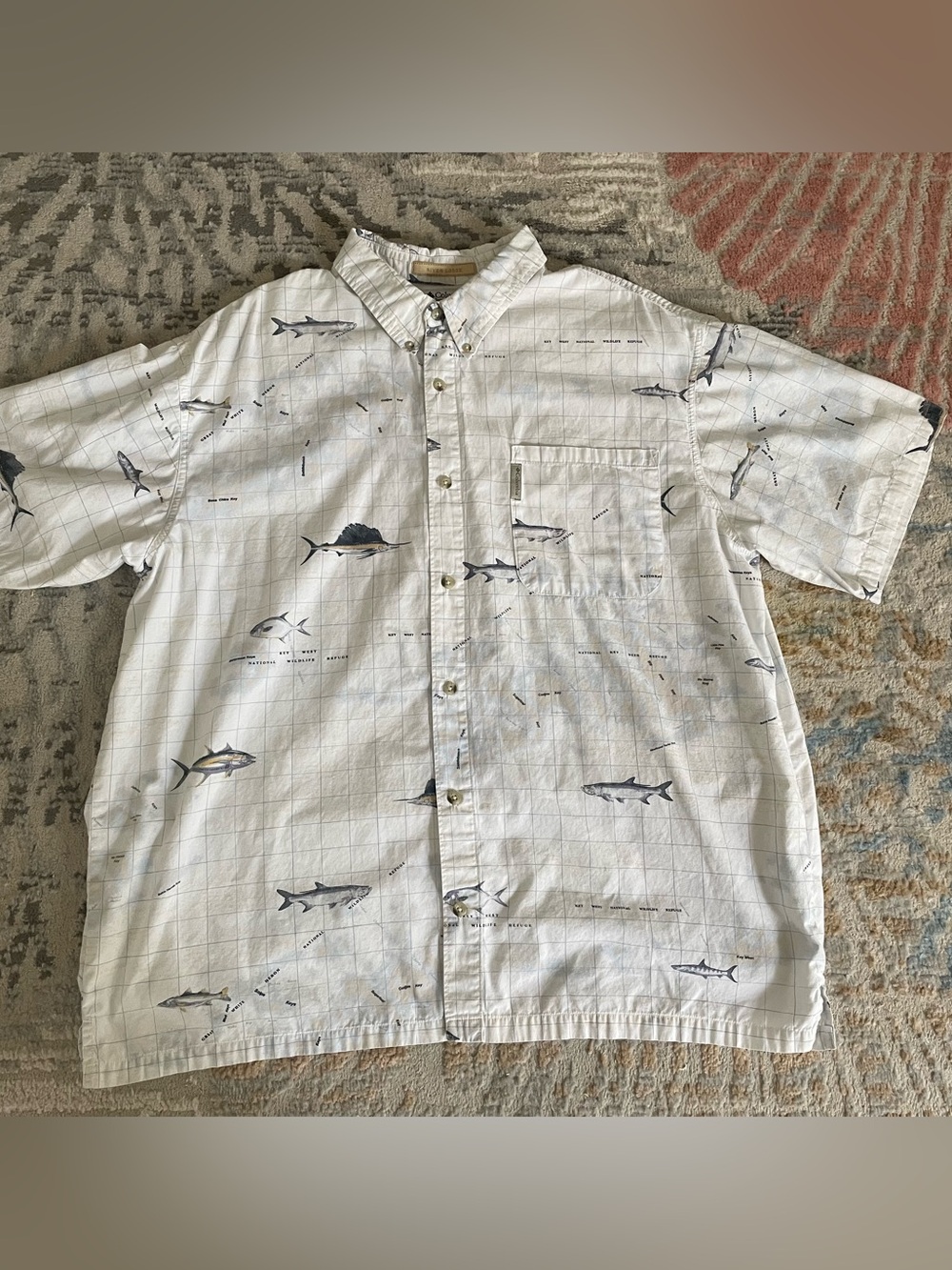 Columbia River Lodge Short Sleeve Button Up Shirt Mens XXL AOP Fish Map Pattern